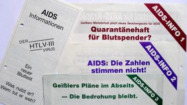 AIDS-INFO 1 bis 3 Flugblätter Nov-Dez 1984 in Hamburg